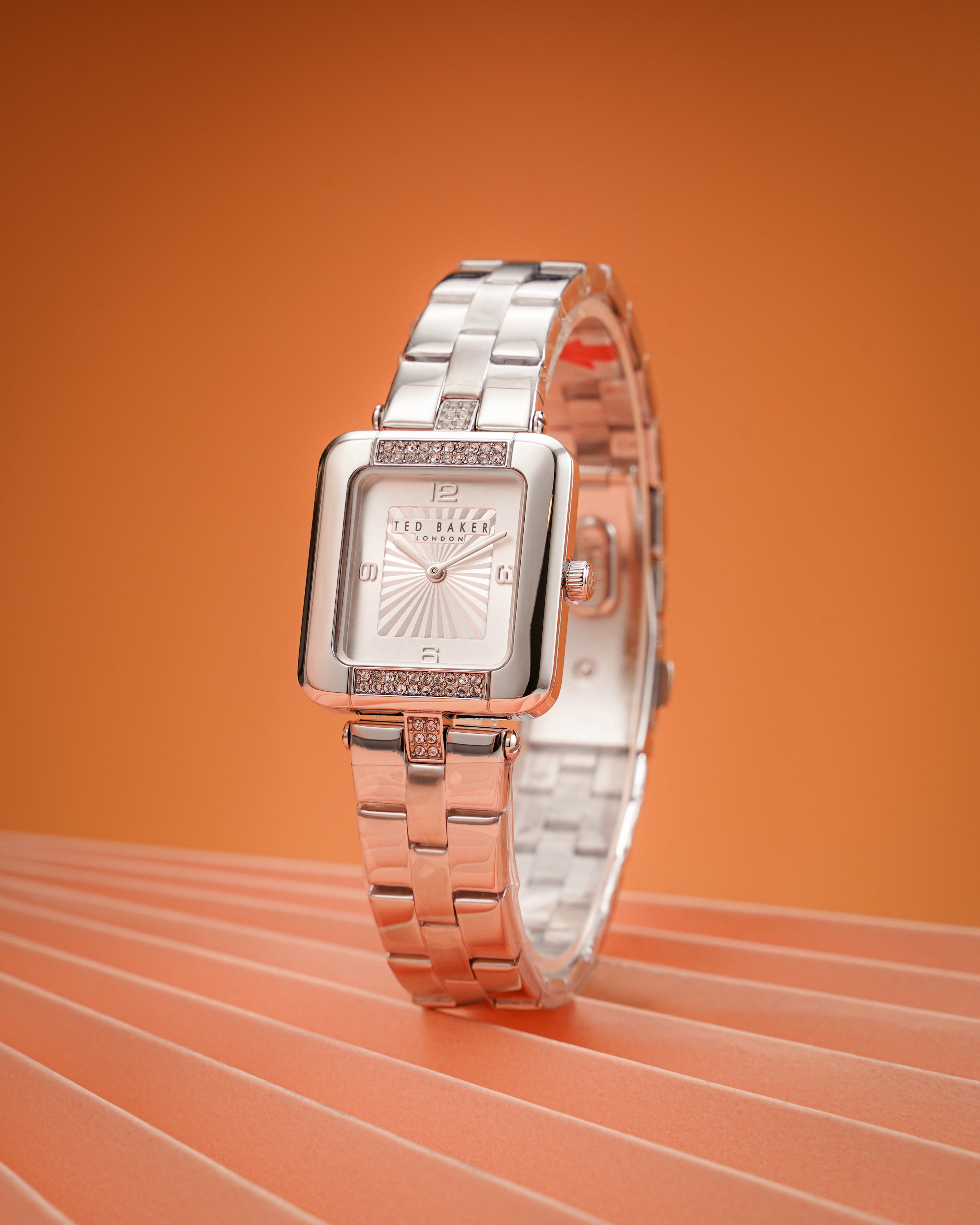 Đồng Hồ Nữ Mayse