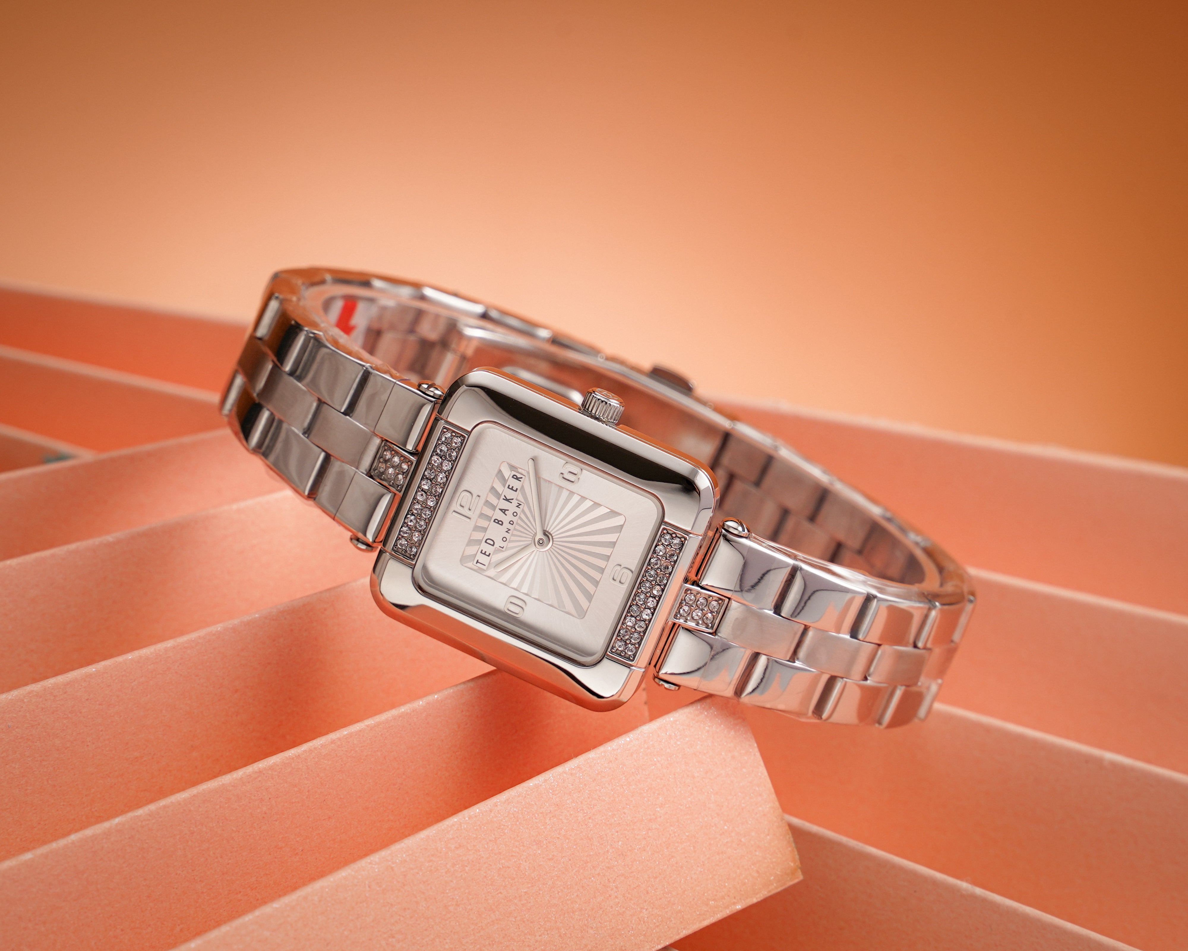 Đồng Hồ Nữ Mayse