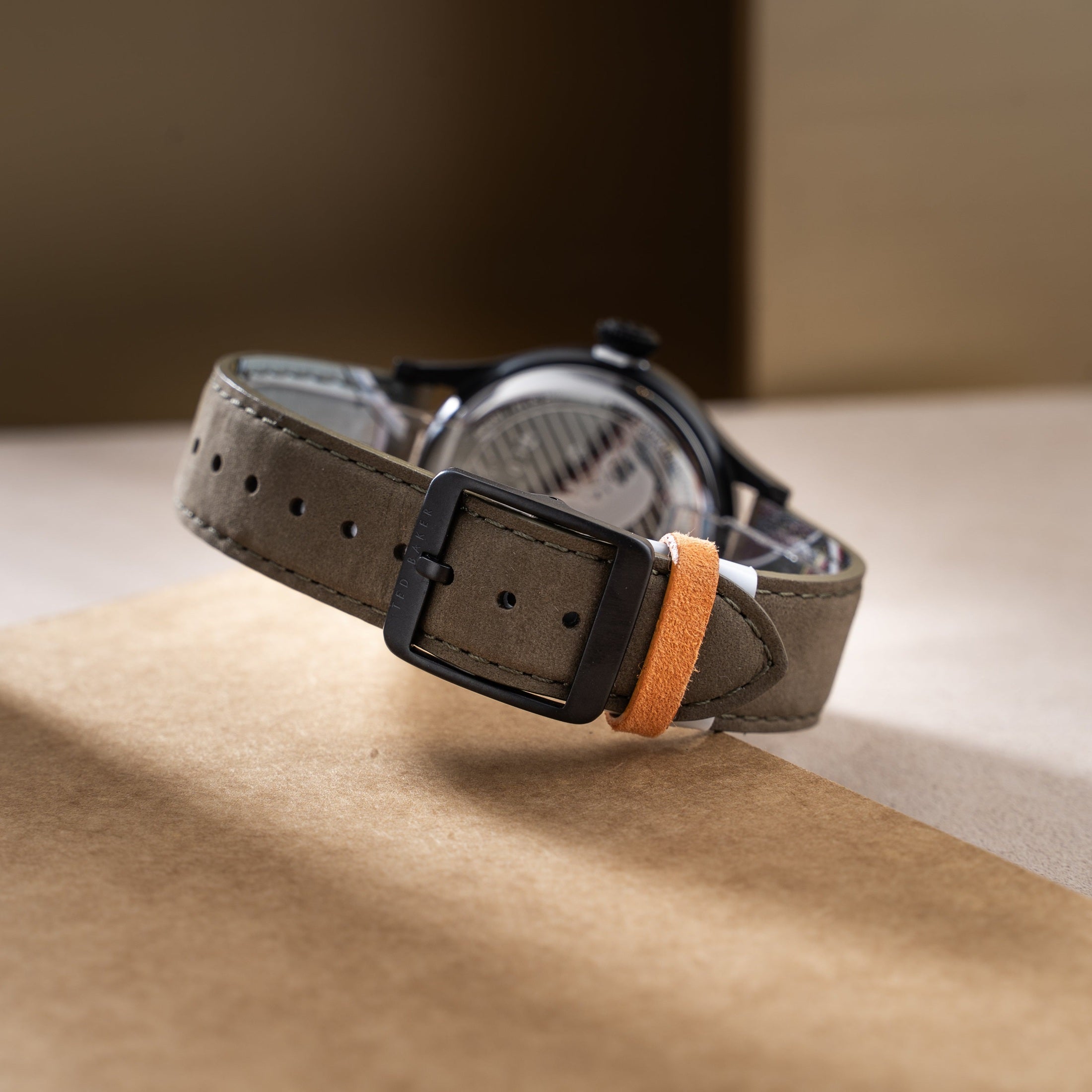 Đồng Hồ Nam Lngisla