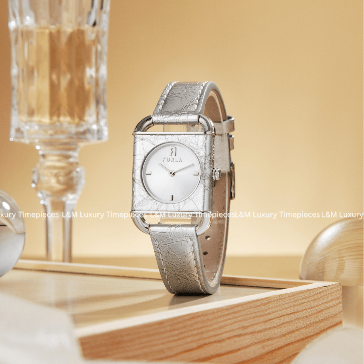 ARCO SQUARE - L&M Luxury Timepieces