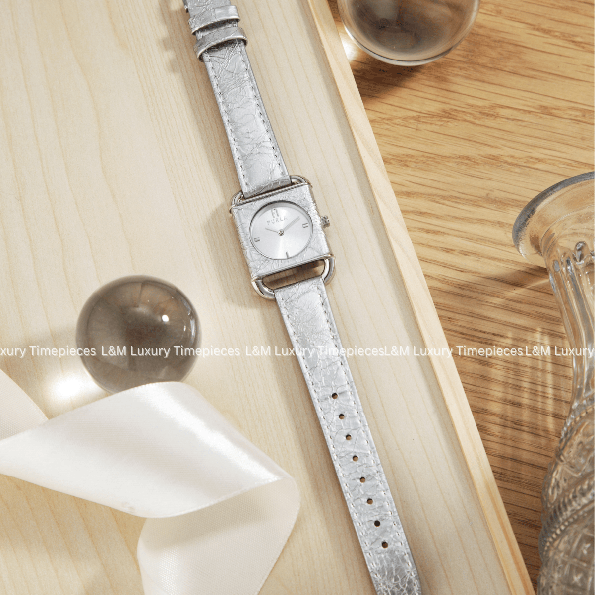 ARCO SQUARE - L&M Luxury Timepieces