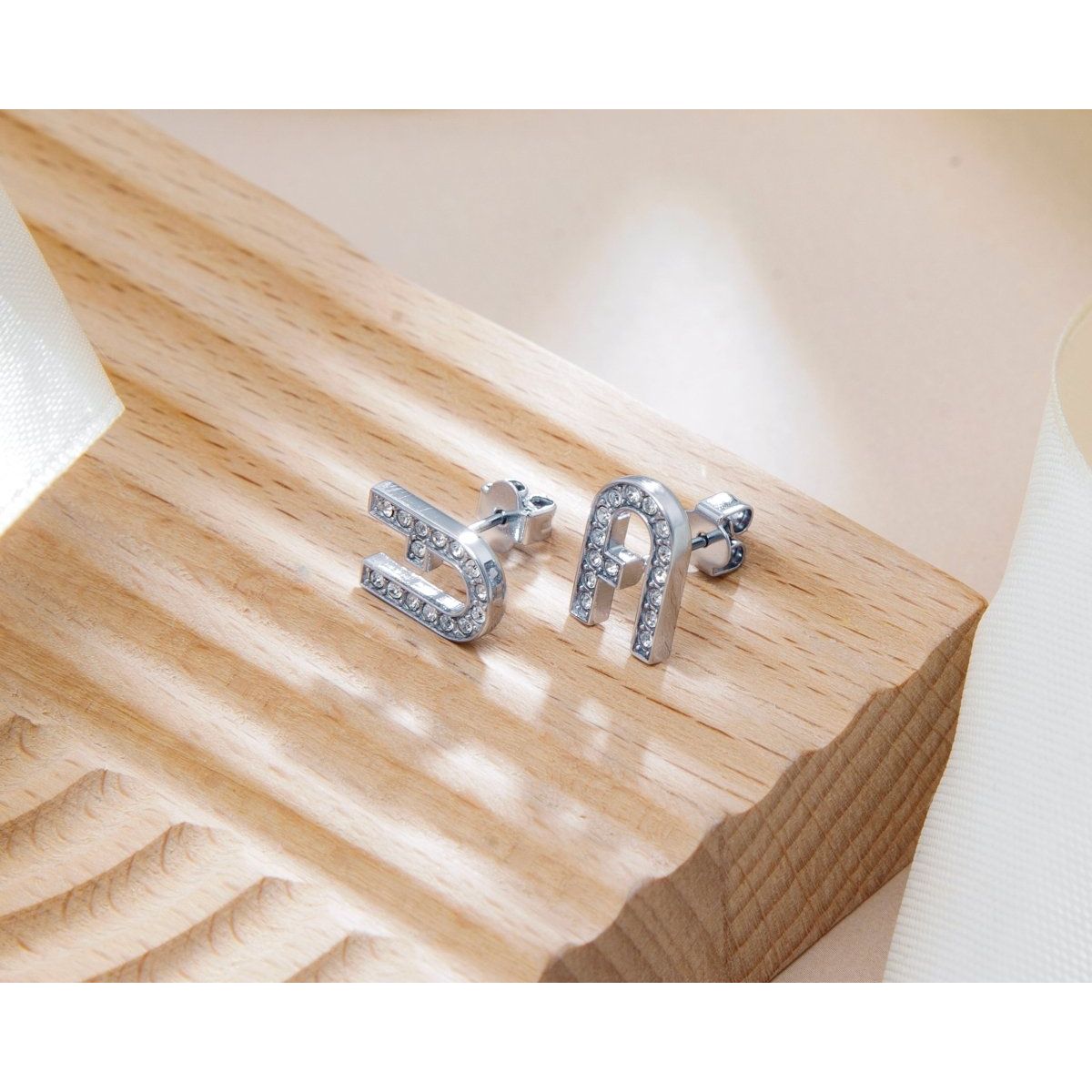 Bông Tai - L&M Luxury Timepieces