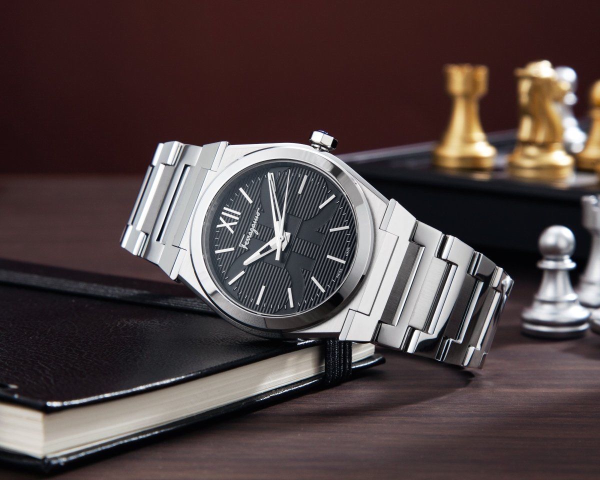 FERRAGAMO Đồng Hồ Nam Vega SFYF00621 - L&M Luxury Timepieces