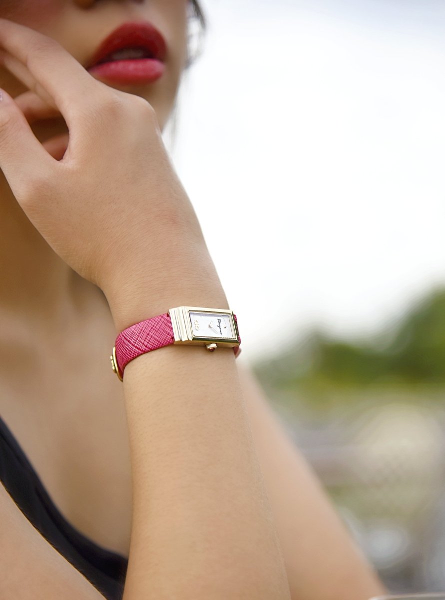 FERRAGAMO Đồng Hồ Nữ Essential SFMK00222 - L&M Luxury Timepieces