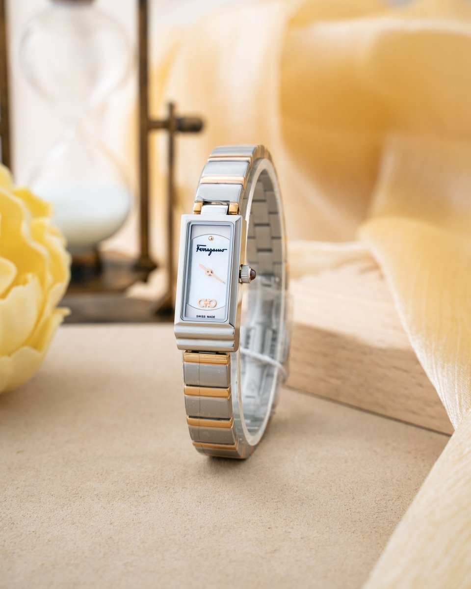 FERRAGAMO Đồng Hồ Nữ Essential SFMK00422 - L&M Luxury Timepieces