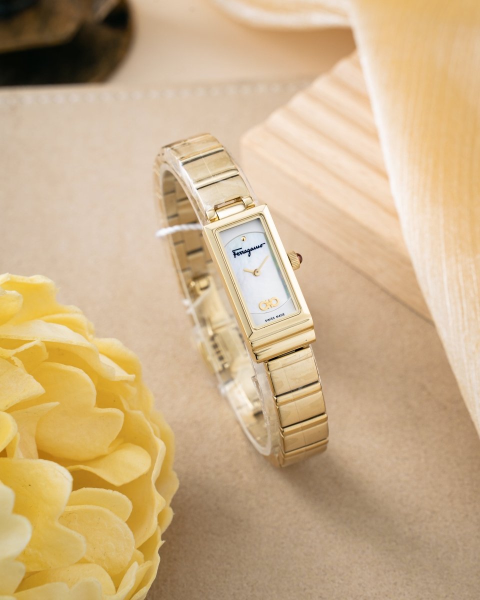 FERRAGAMO Đồng Hồ Nữ Essential SFMK00522 - L&M Luxury Timepieces