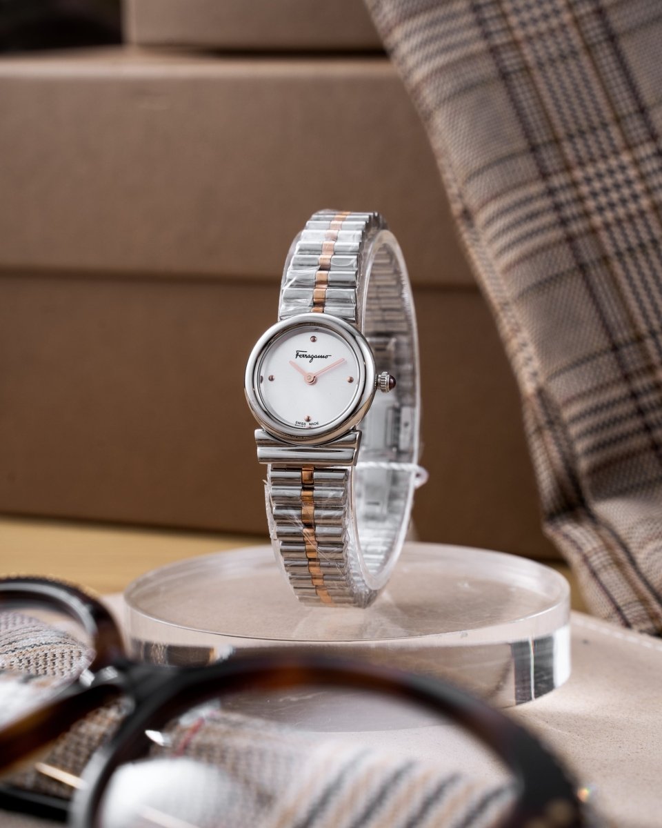 FERRAGAMO Đồng Hồ Nữ Gancini Horizontal SFMC00221 - L&M Luxury Timepieces