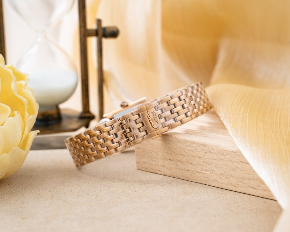 FERRAGAMO Đồng Hồ Nữ Lace Lady SFRR00222 - L&M Luxury Timepieces