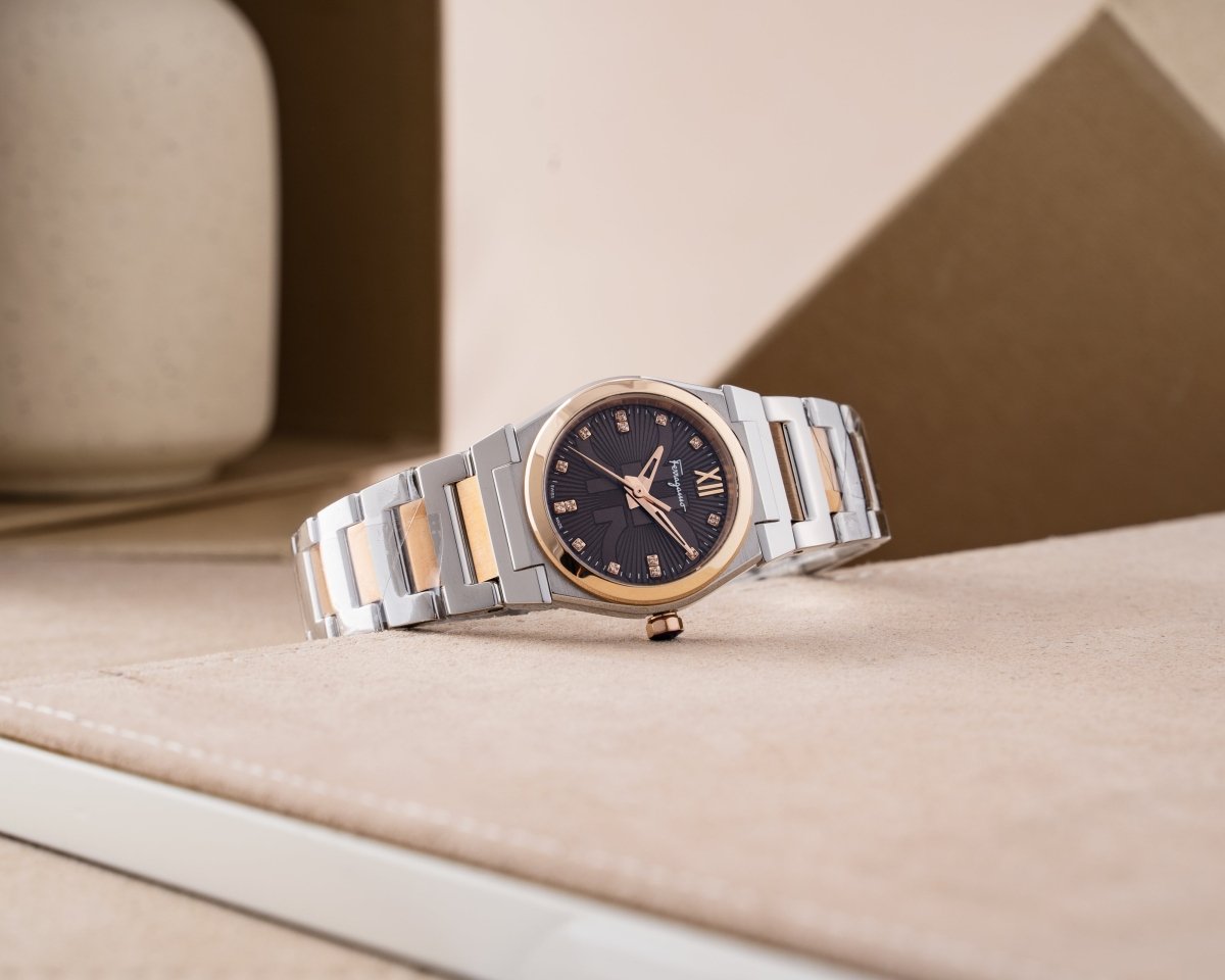 FERRAGAMO Đồng Hồ Nữ Vega Lady SFYG00721 - L&M Luxury Timepieces