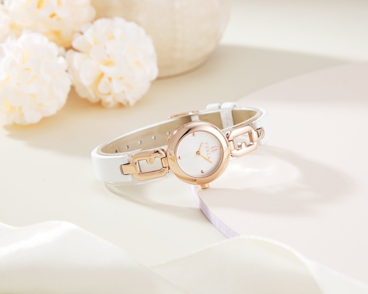 FURLA Đồng Hồ Nữ Arco Chain WW00015004L3 - L&M Luxury Timepieces