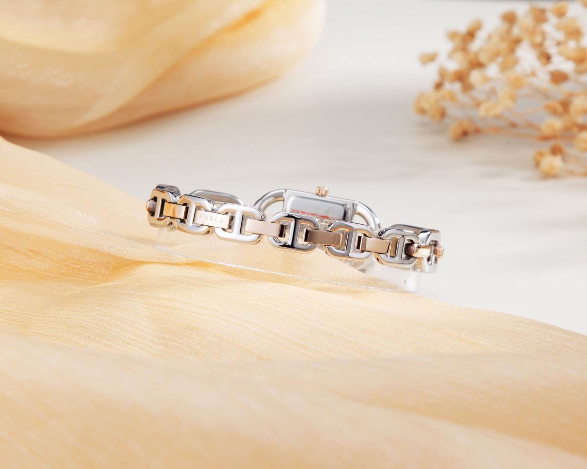 FURLA Đồng Hồ Nữ Chain Square WW00016004L5 - L&M Luxury Timepieces