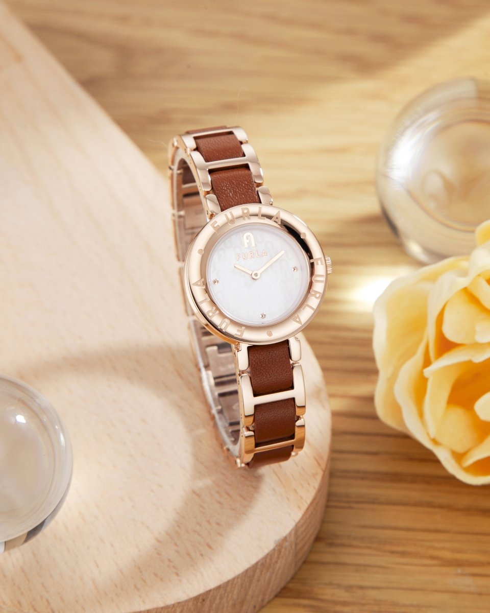 FURLA Đồng Hồ Nữ Essential WW00004011L3 - L&M Luxury Timepieces