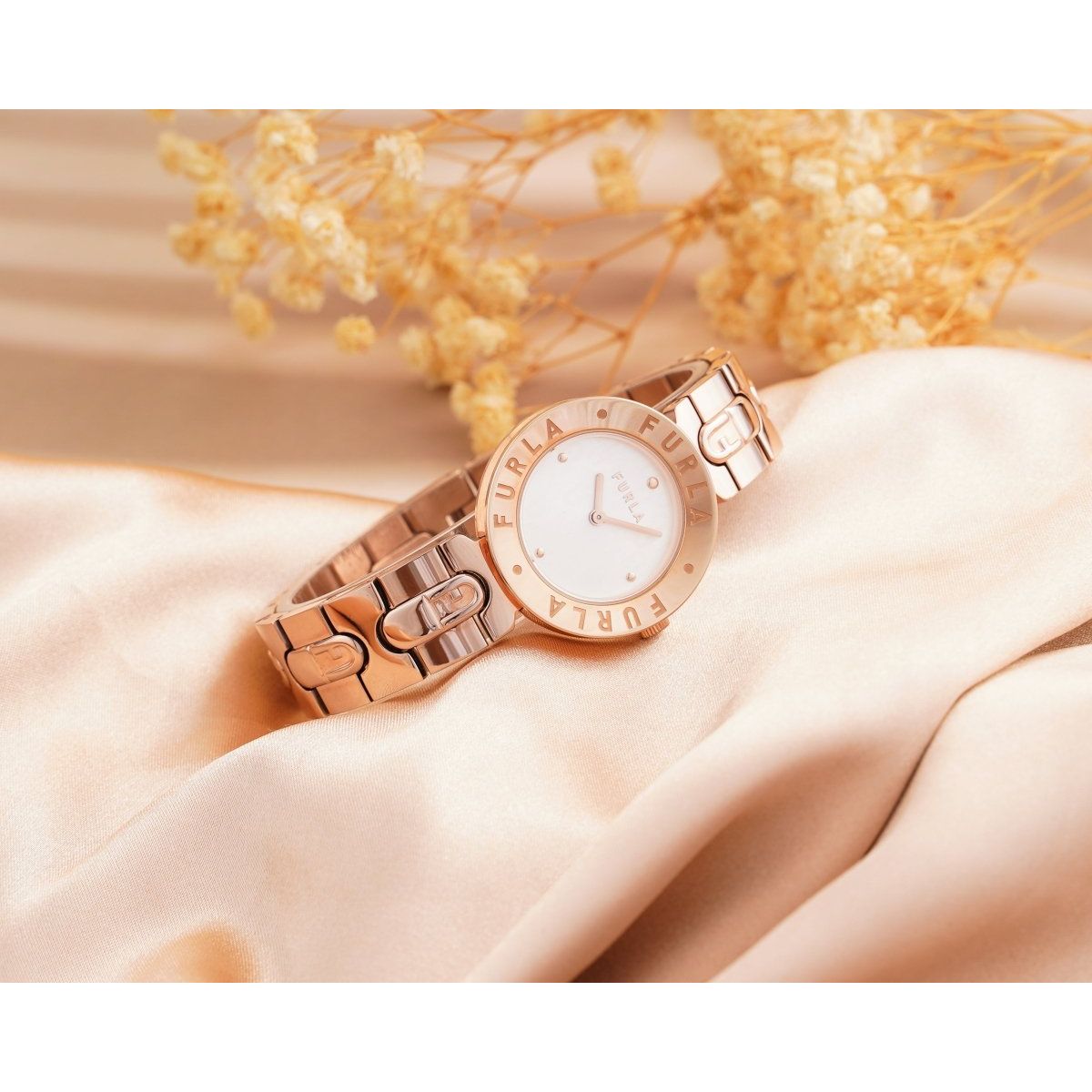 Furla Essential - L&M Luxury Timepieces