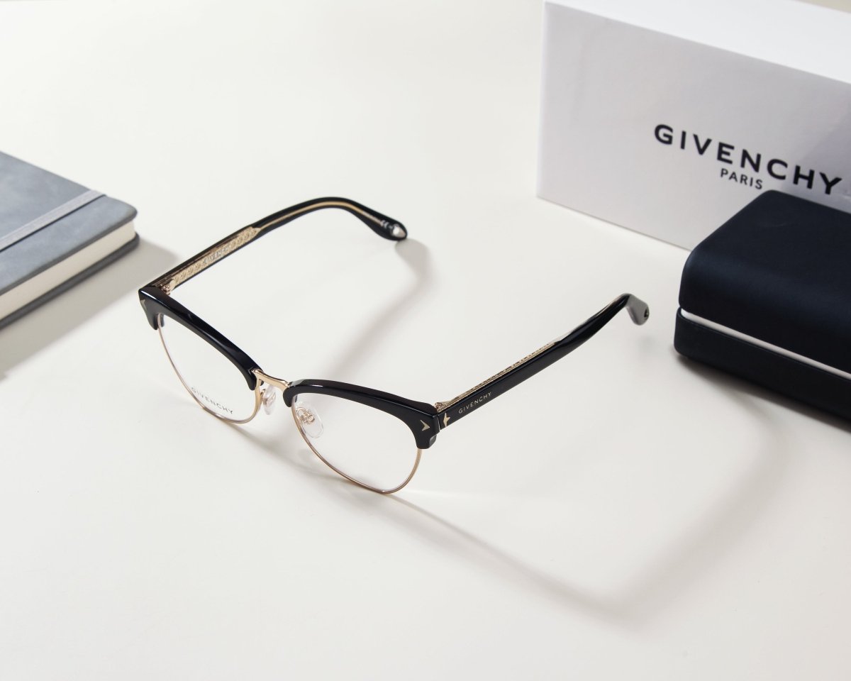 GIVENCHY GIVENCHY - L&M Luxury Timepieces