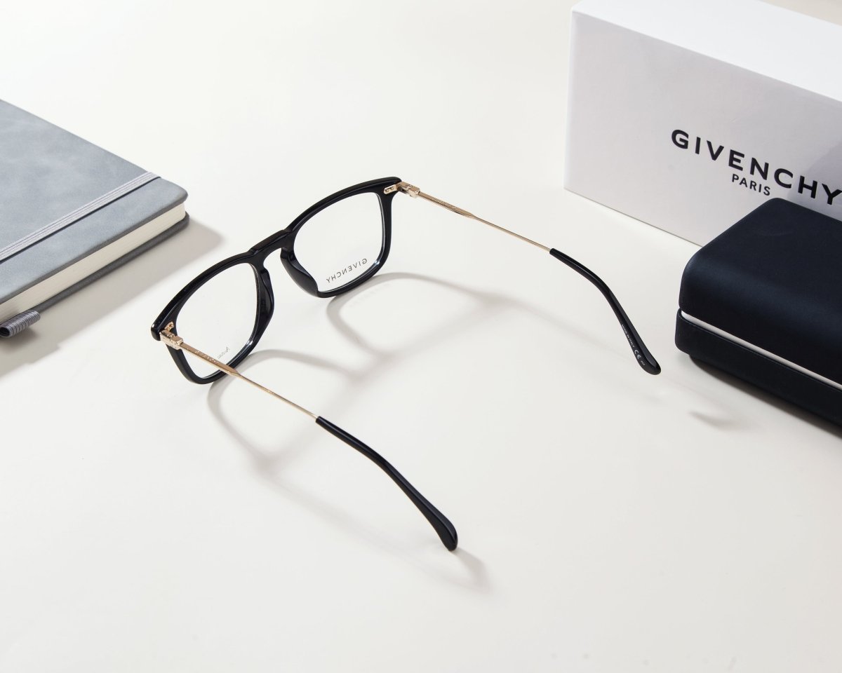 GIVENCHY GIVENCHY - L&M Luxury Timepieces