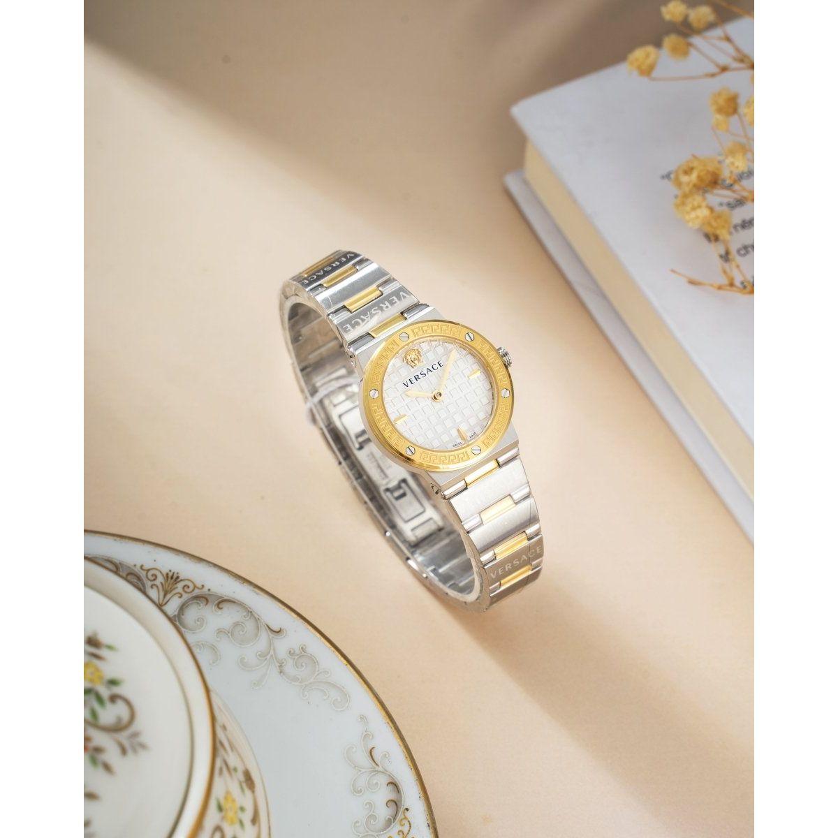 Greca Logo Mini - L&M Luxury Timepieces