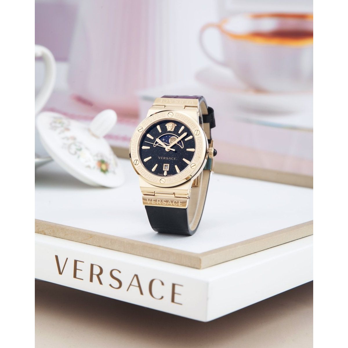 Greca Logo Moonphase - L&M Luxury Timepieces