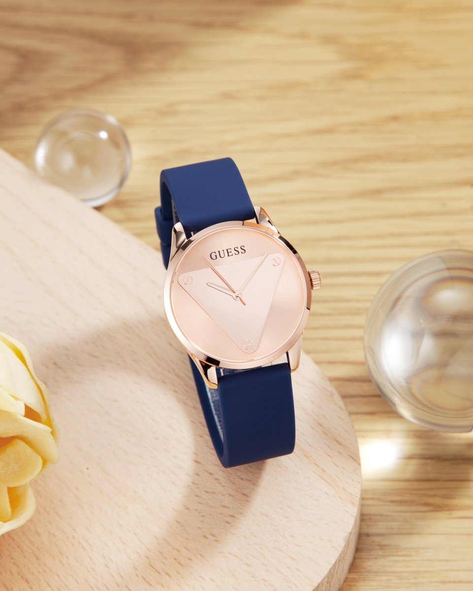 GUESS Đồng Hồ Nữ Emblem GW0509L1 - L&M Luxury Timepieces