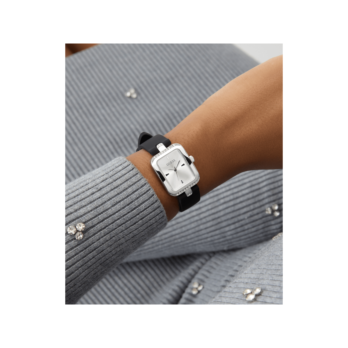 GUESS Đồng Hồ Nữ Isla GW0926L1 - L&M Luxury Timepieces