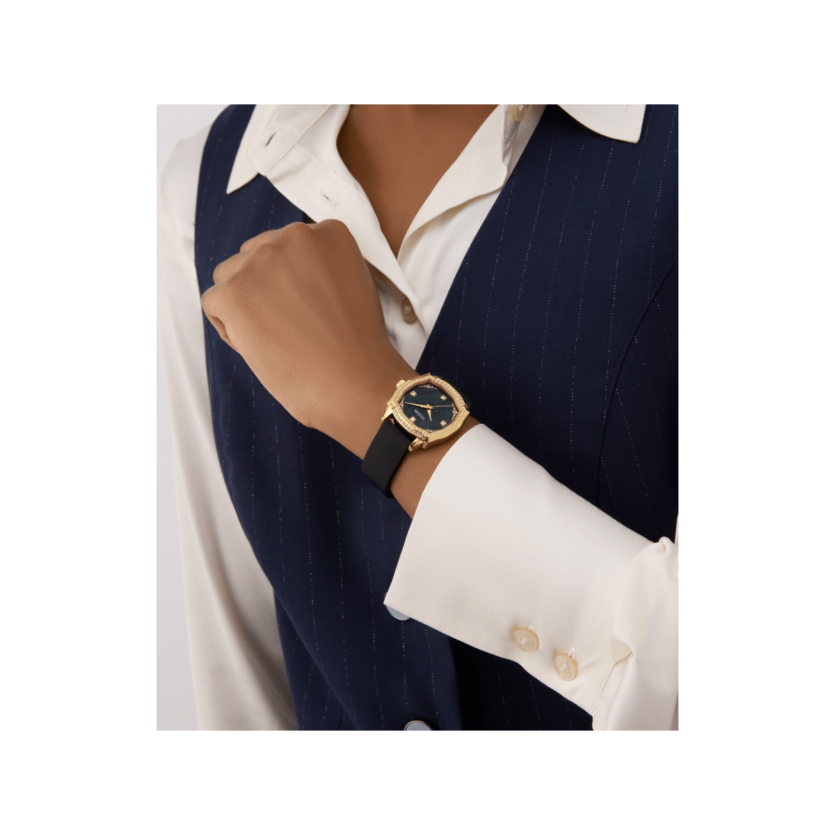 GUESS Đồng Hồ Nữ Liv GW0932L2 - L&M Luxury Timepieces