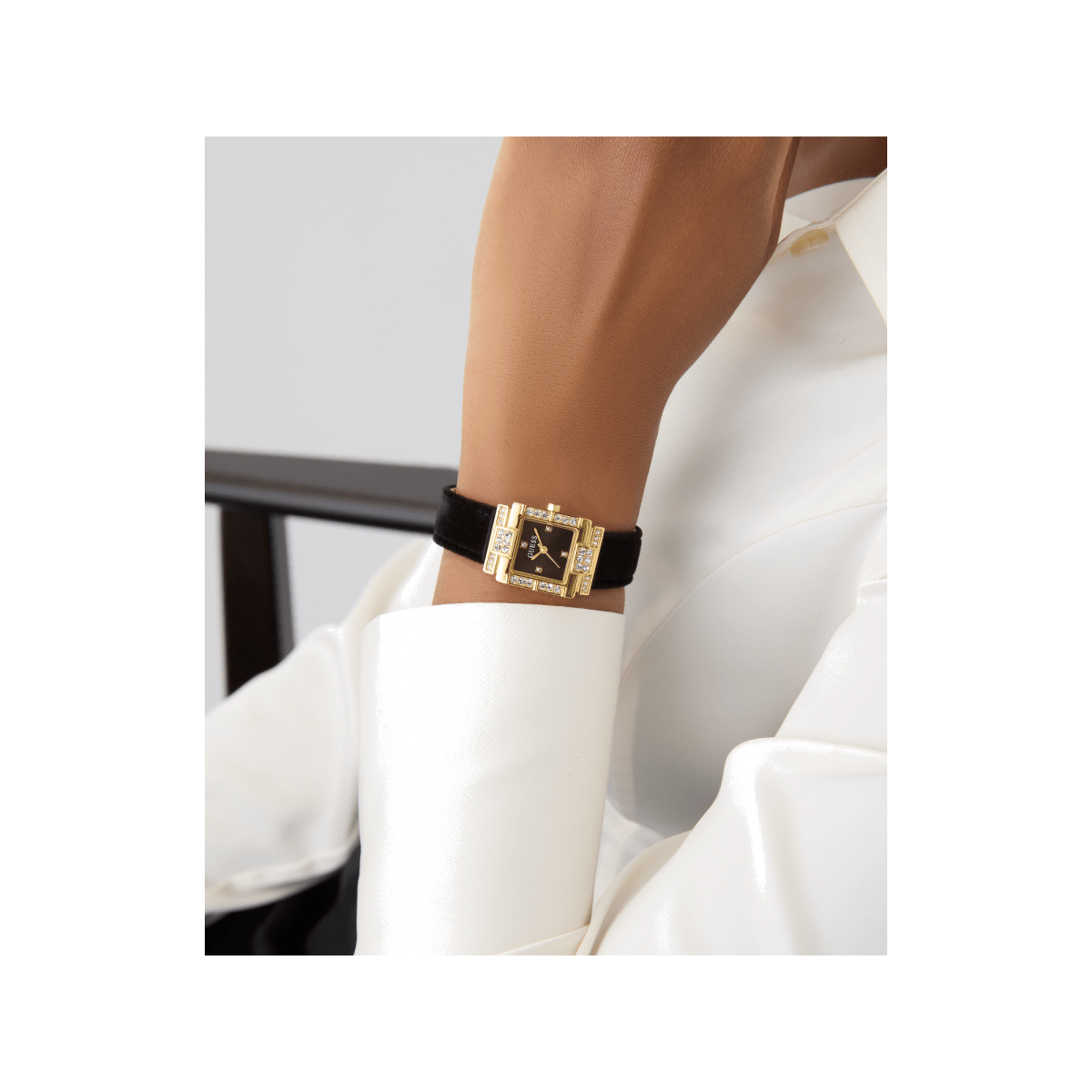 GUESS Đồng Hồ Nữ Taylor GW0923L2 - L&M Luxury Timepieces