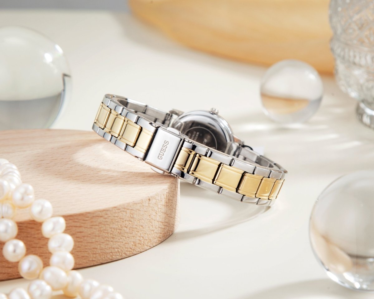 GUESS Đồng Hồ Nữ Melody GW0468L4 - L&M Luxury Timepieces
