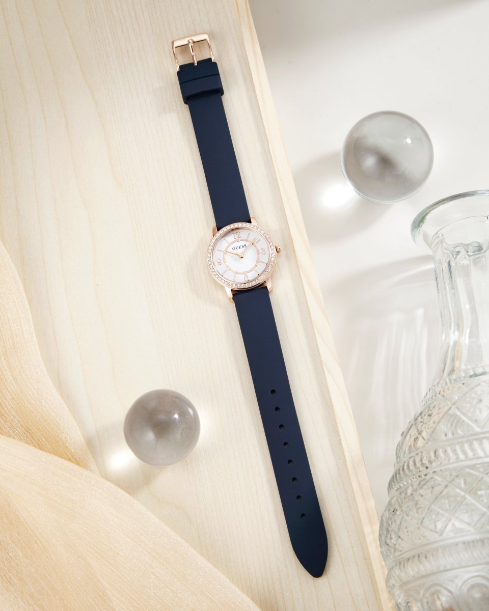 GUESS Đồng Hồ Nữ Melody GW0469L3 - L&M Luxury Timepieces