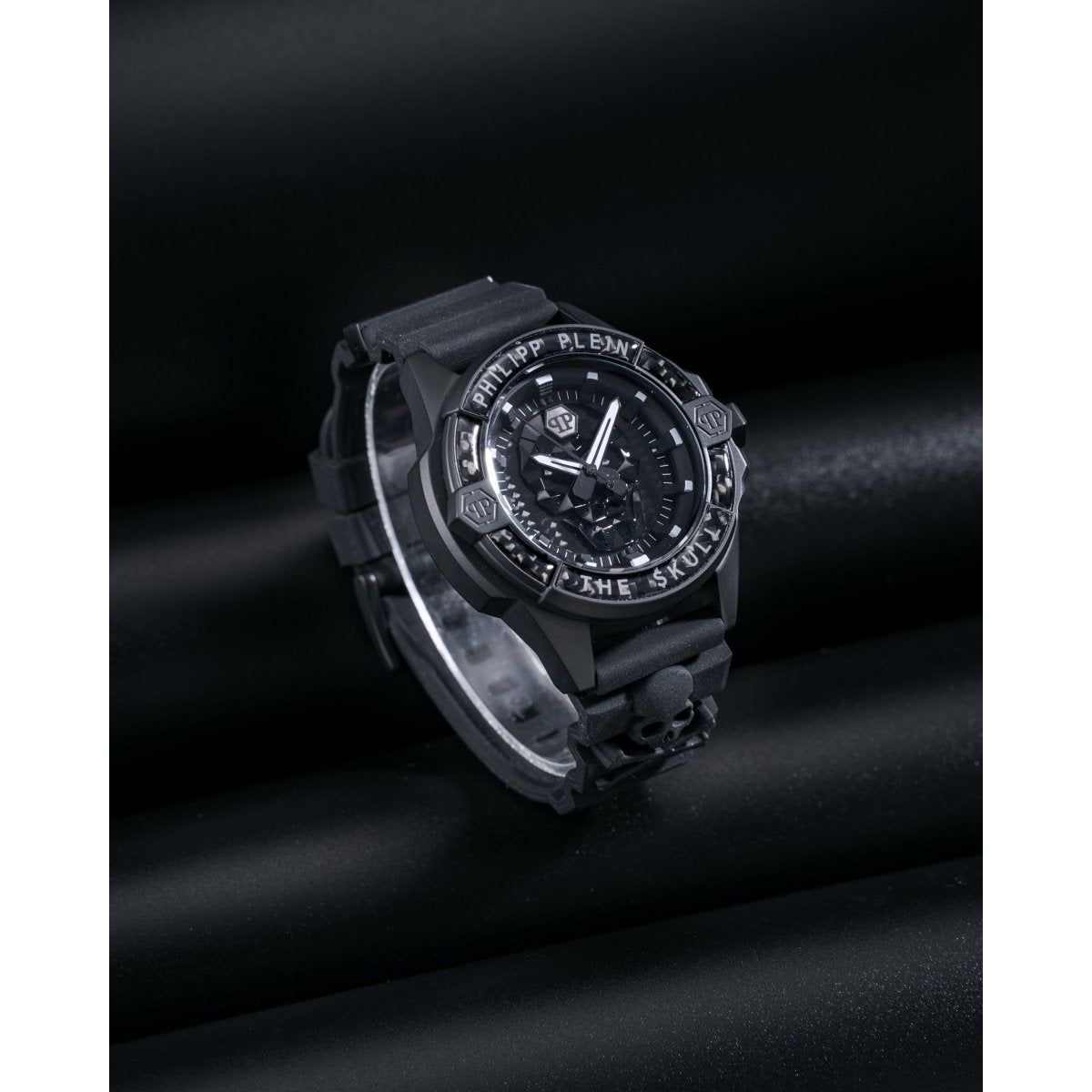 The Skull Carbon Fiber - L&M Luxury Timepieces