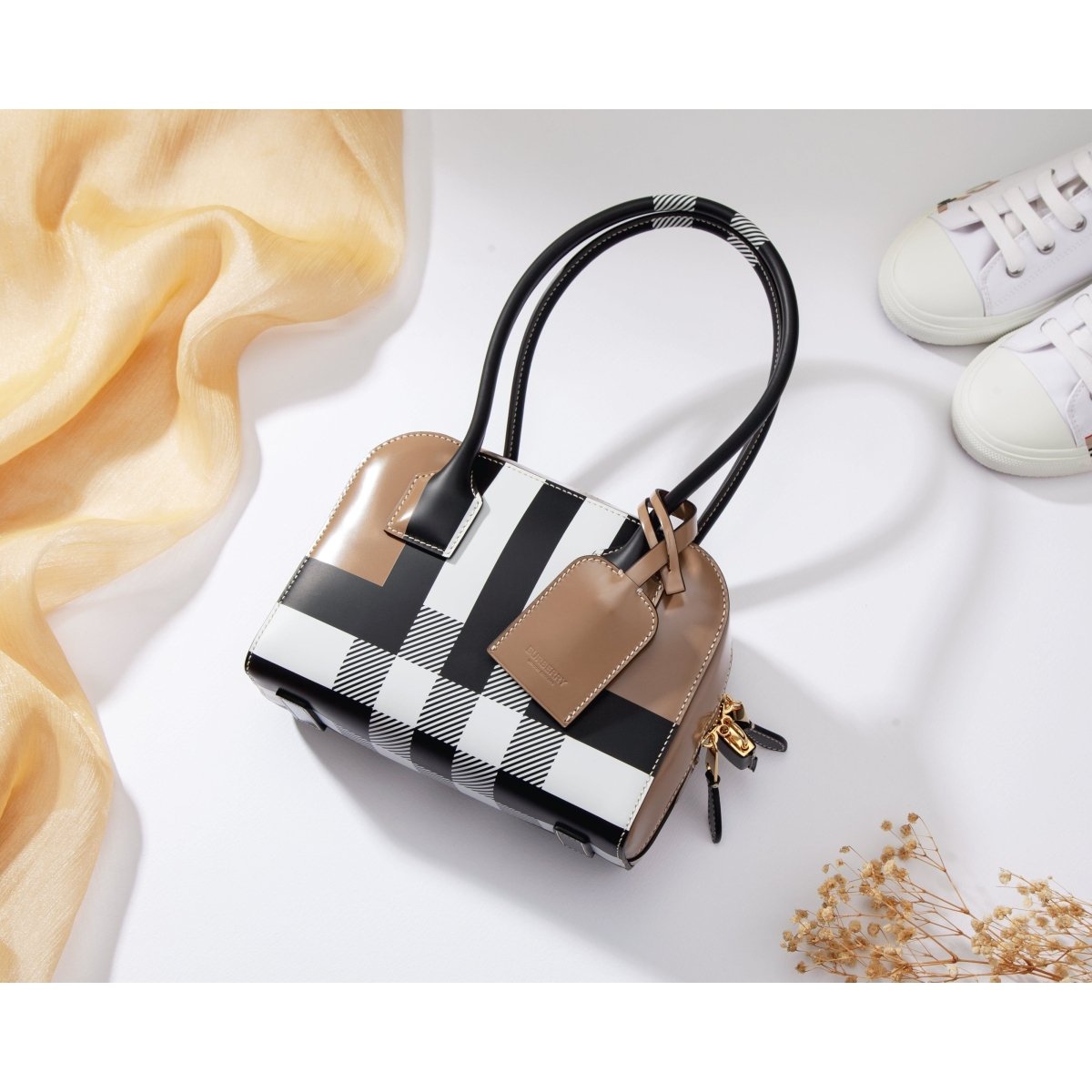 Túi xách BURBERRY - L&M Luxury Timepieces