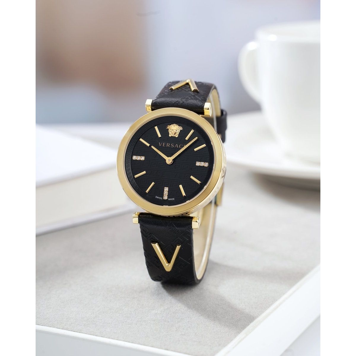 V - Twist Diamond - L&M Luxury Timepieces