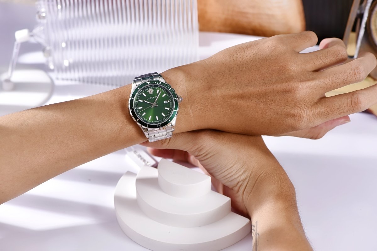 VERSACE Đồng Hồ Nam Hellenyium Gent VE3A01022 - L&M Luxury Timepieces