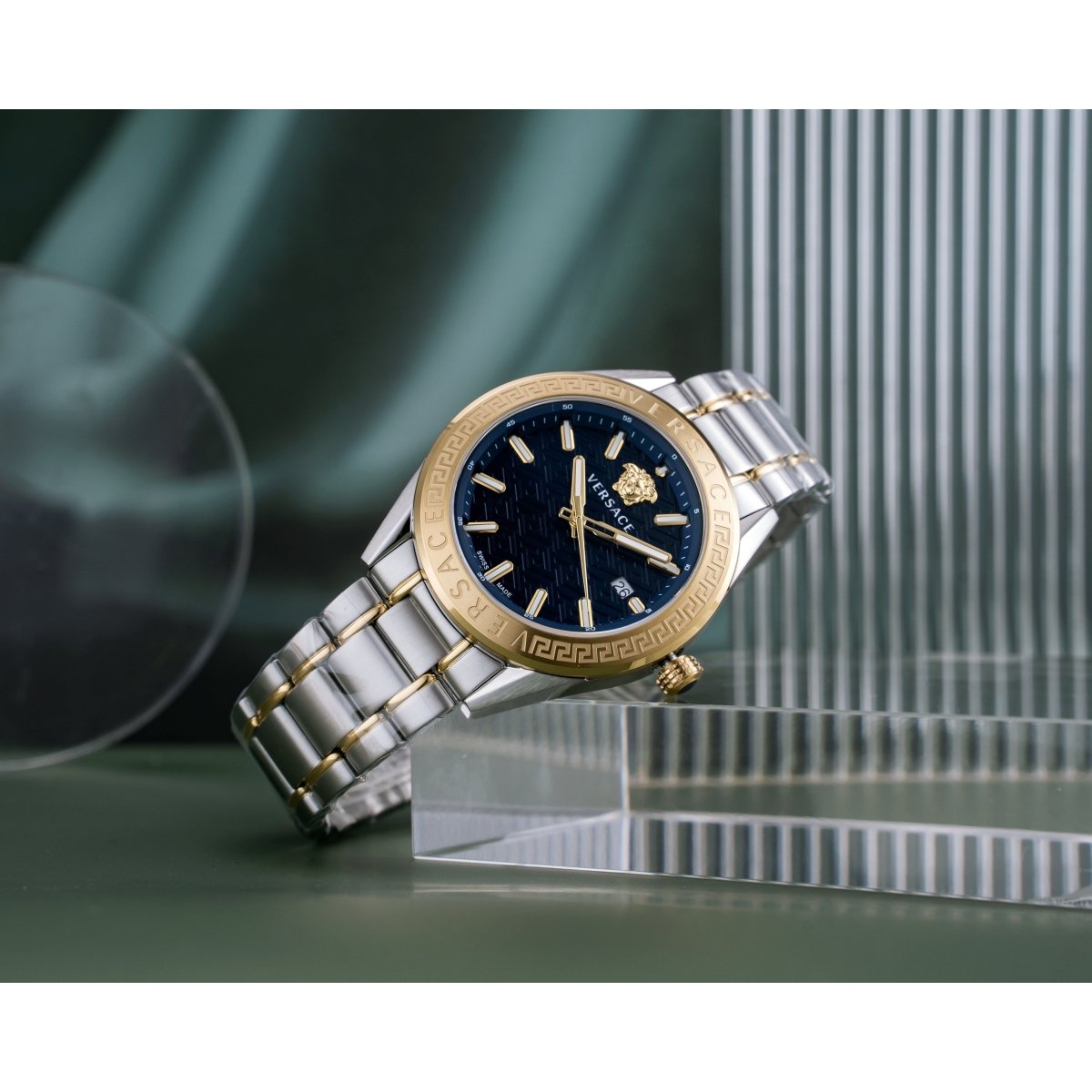VERSACE Đồng Hồ Nam V-Code VE6A00523 - L&M Luxury Timepieces