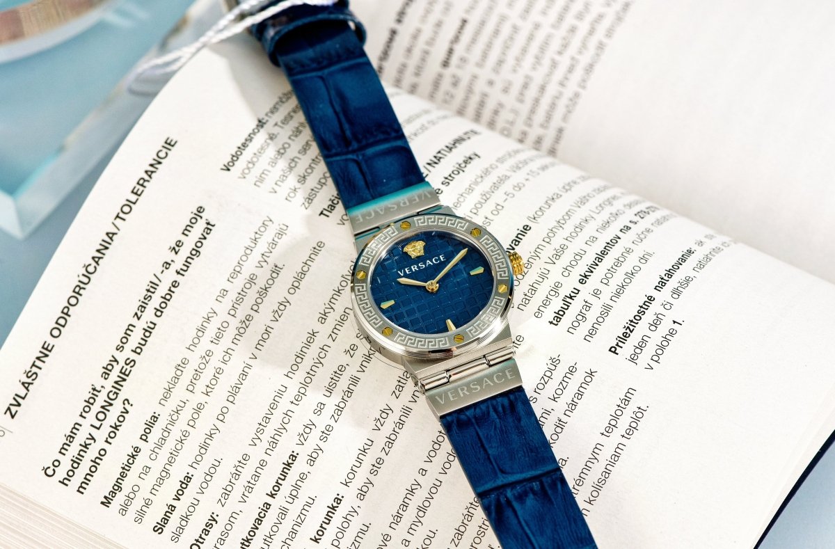 VERSACE Đồng Hồ Nữ Greca Logo Mini VEZ100121 - L&M Luxury Timepieces