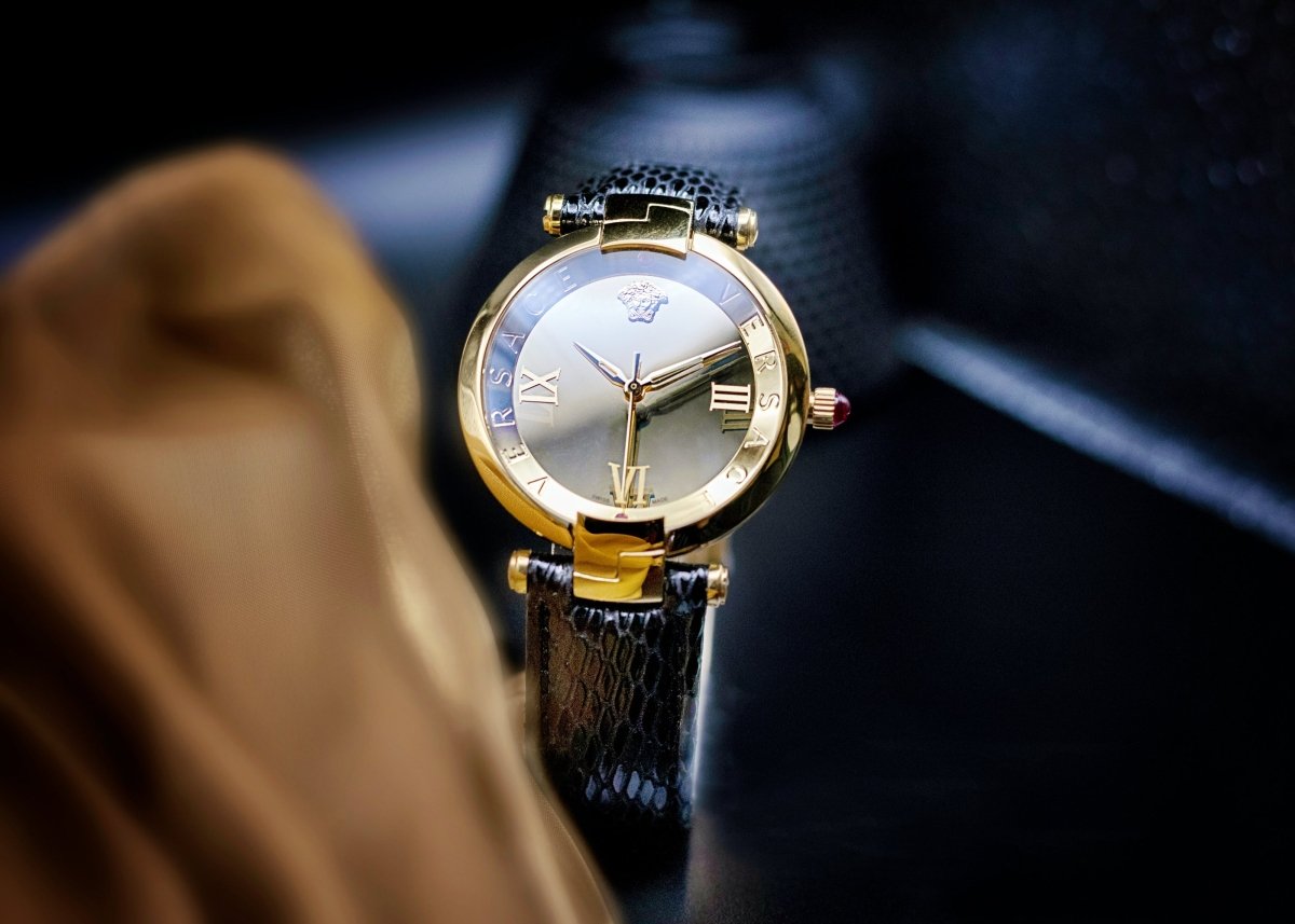 Versace RÊVIVE 3H - L&M Luxury Timepieces